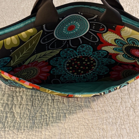 Vera Bradley Multicolor Floral Padded Laptop Bag, Zipped Closure, EUC - Picture 8 of 8